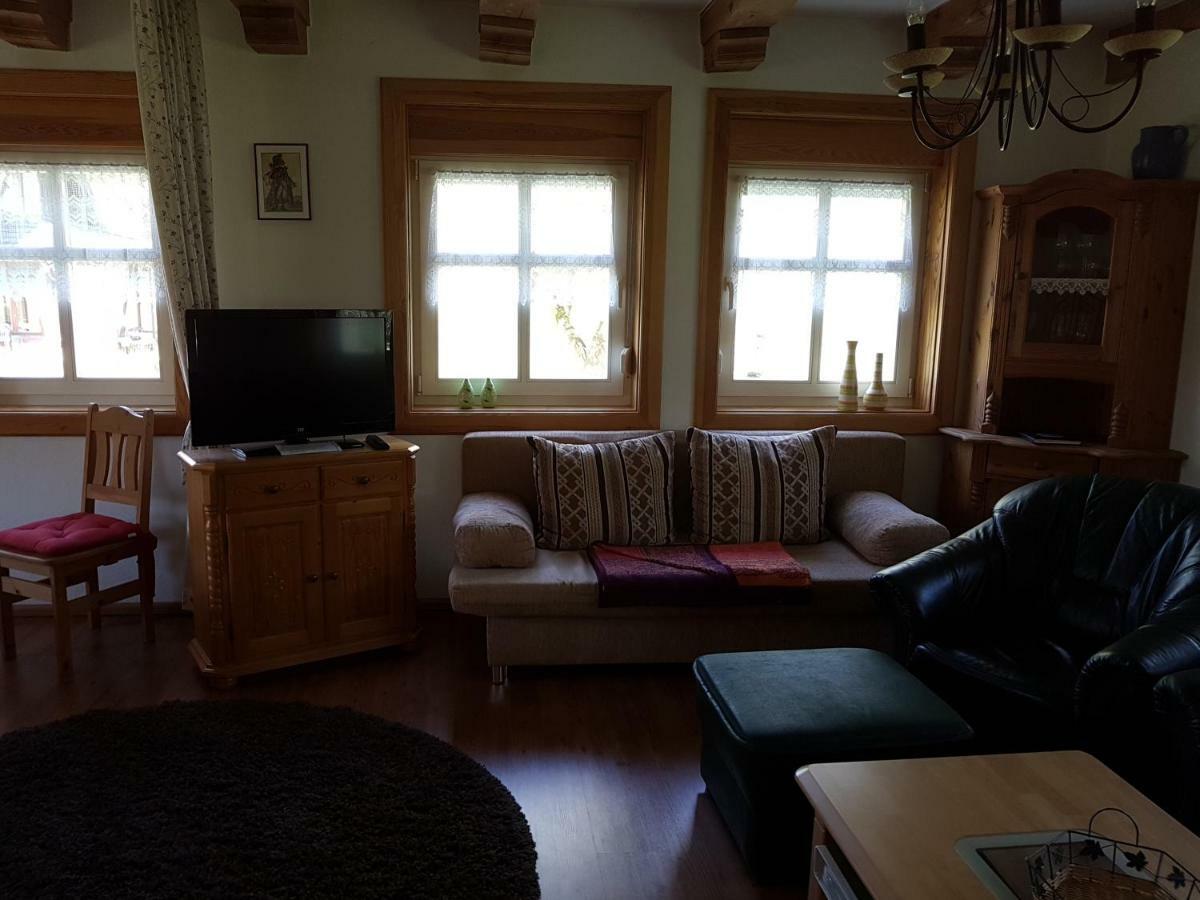 Ferienwohnung Zum Heuschober Бург Екстериор снимка